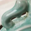 清 天青釉暗刻八寶紋雙耳扁瓶：圖片 4